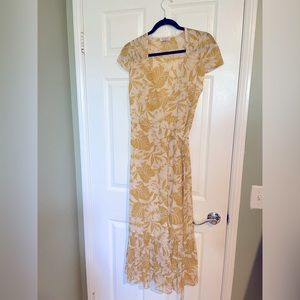 Midi floral wrap dress